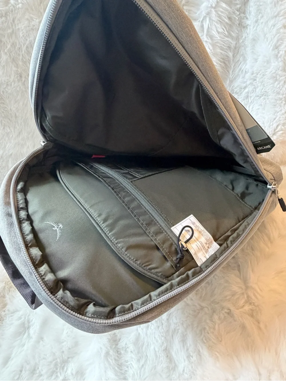 Osprey Arcane Large Day Grey Heather 20L Backpack NWT